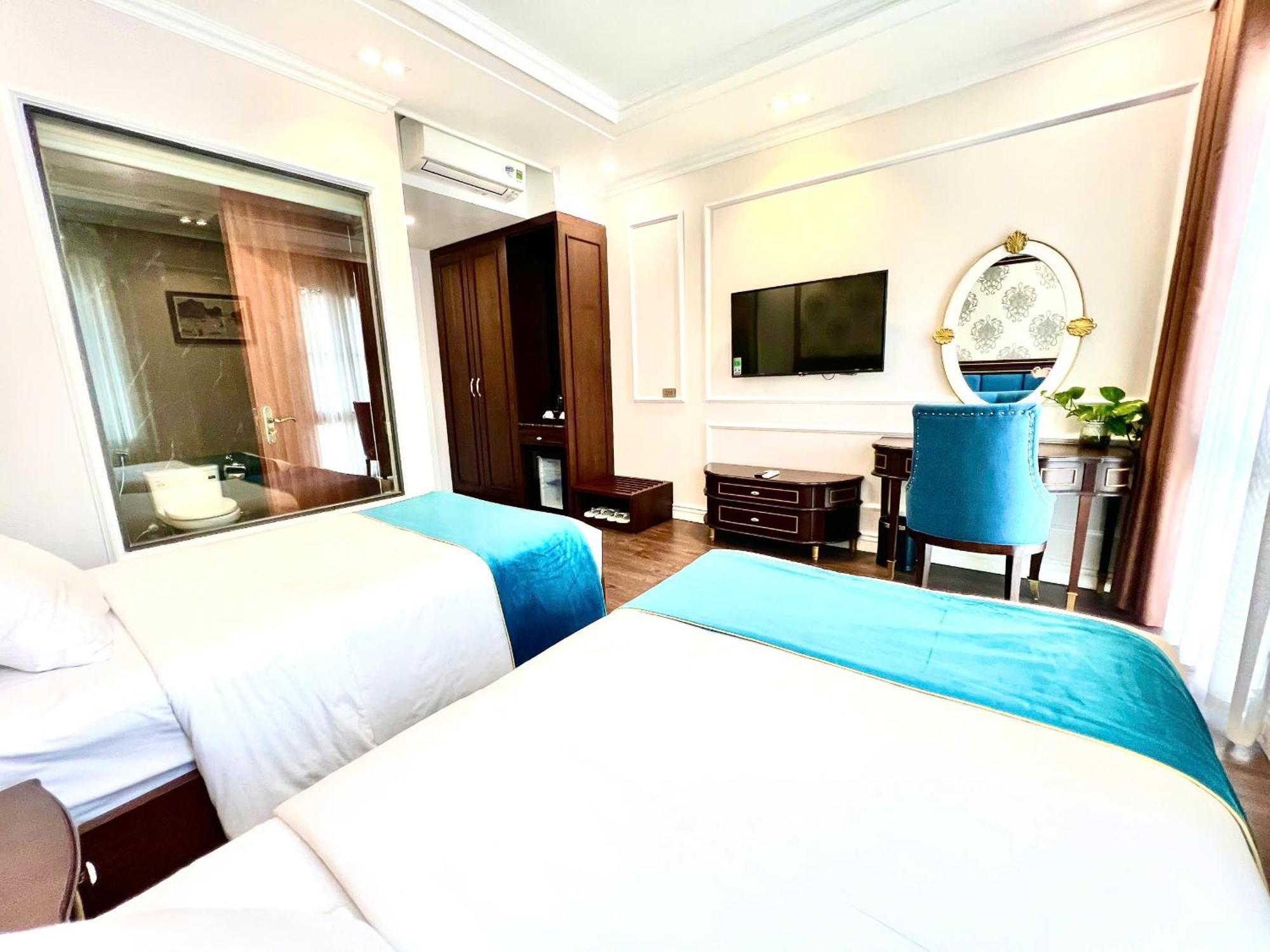 Rubyqueen Halong Hotel Ha Long Exterior photo